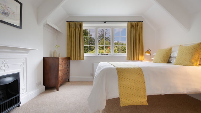 The double bedroom at Elbow Cottage, Cornwall